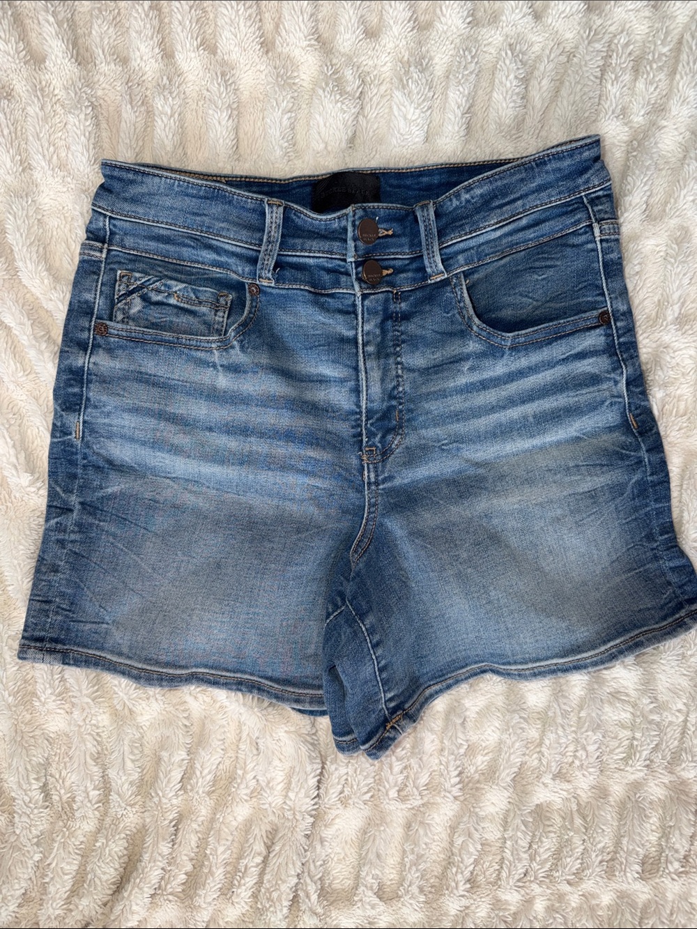 Buckle Black Fit No 75 High Rise Denim Jean Shorts-Shapes & Smooths NWOT